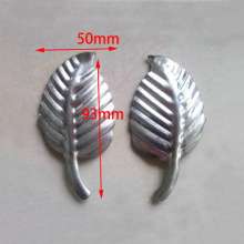 Wrought iron stamping flowers, leaves, iron flowers, wrought iron gates, fences, and other decorative leaves