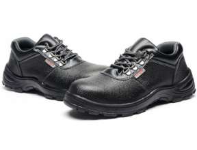 Spot labor insurance shoes. Protective shoes. Safety shoes anti-smashing and anti-piercing. Non-slip, oil-resistant and wear-resistant wholesale work shoes