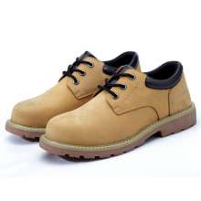 Nubuck leather safety shoes. Anti-smashing and anti-piercing rubber-soled wear-resistant protective shoes. British style simple leather shoes. Men's safety shoes