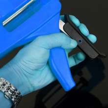 Source manufacturer blue hydraulic beauty glue gun. Real porcelain two-component two-component porcelain glue gun. Double tube glue gun
