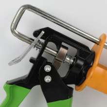 Source manufacturer injection-type glue gun for planting reinforcement. Double-barrel two-component glue gun. AB glue gun. Gun type planting glue glue gun