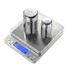 Kitchen electronic scale. Weighing. Convenient and accurate 0.1g food scale for baking scale. Gram scale gold electronic scale
