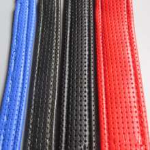 Manufacturers produce pet dog collars, plus cotton dog collars, red, blue, green and black four-color pet collars