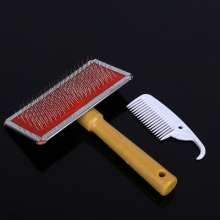 Manufacturers produce pet plastic handle needle combs, soft bottom steel needles, dog grooming combs, fluffy massage pet supplies