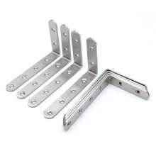 The left steel thickened stainless steel corner code. Right-angle bracket plus fixed shelf to support the corner code connector. Corner code