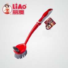 Lio plastic pot brush with long handle. Brush the pot brush on both sides. Kitchen multifunctional cleaning brush