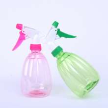 Melon-shaped small watering can. Transparent plastic small watering can. Kitchen cleaning watering can. Hand-press spray bottle. Water bottle