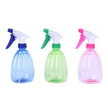 Melon-shaped small watering can. Transparent plastic small watering can. Kitchen cleaning watering can. Hand-press spray bottle. Water bottle