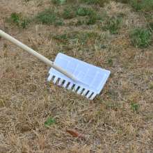 Plastic rake for agricultural tools. Dual-purpose rake for agricultural rice and grain. Garden rake. Single head