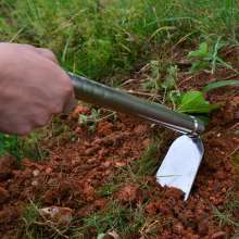 Thickened stainless steel garden hoe. hoe. Pickaxe. Household garden weeding planting hoe small square hoe