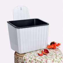 Lazy flower pot automatically absorbs creative water succulent hydroponic pot. Flower pot. Wall-mounted resin plastic small flower pot