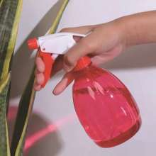 500ML household watering spray pot.Press watering pot.Garden watering pot.Beauty salon spray bottle.Bottle