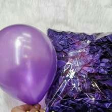 1.2 grams of pearlescent balloons. 100 pieces of thickened latex 10-inch candlelight balloons wedding decoration. Balloons