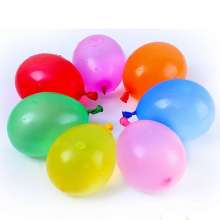 Water balloons play water and fight water fights automatic fast water bombs children's birthday water polo summer small toys. Balloons