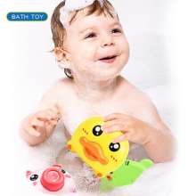 The new cute pet cartoon camera. Camera Bubble Maker. Water gun press water spray duck frog baby bath water beach