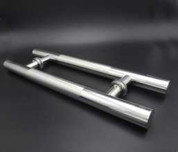 Glass door handle. Stainless steel door handle. European style simple brushed handle. Wooden door with framed handle