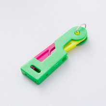 Plastic needle thunders. Automatic needle thunders for the blind. Needle tool