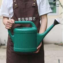 Plastic household watering can. Large capacity garden watering pot. Balcony garden long mouth shower pot watering pot