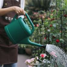 Plastic household watering can. Large capacity garden watering pot. Balcony garden long mouth shower pot watering pot